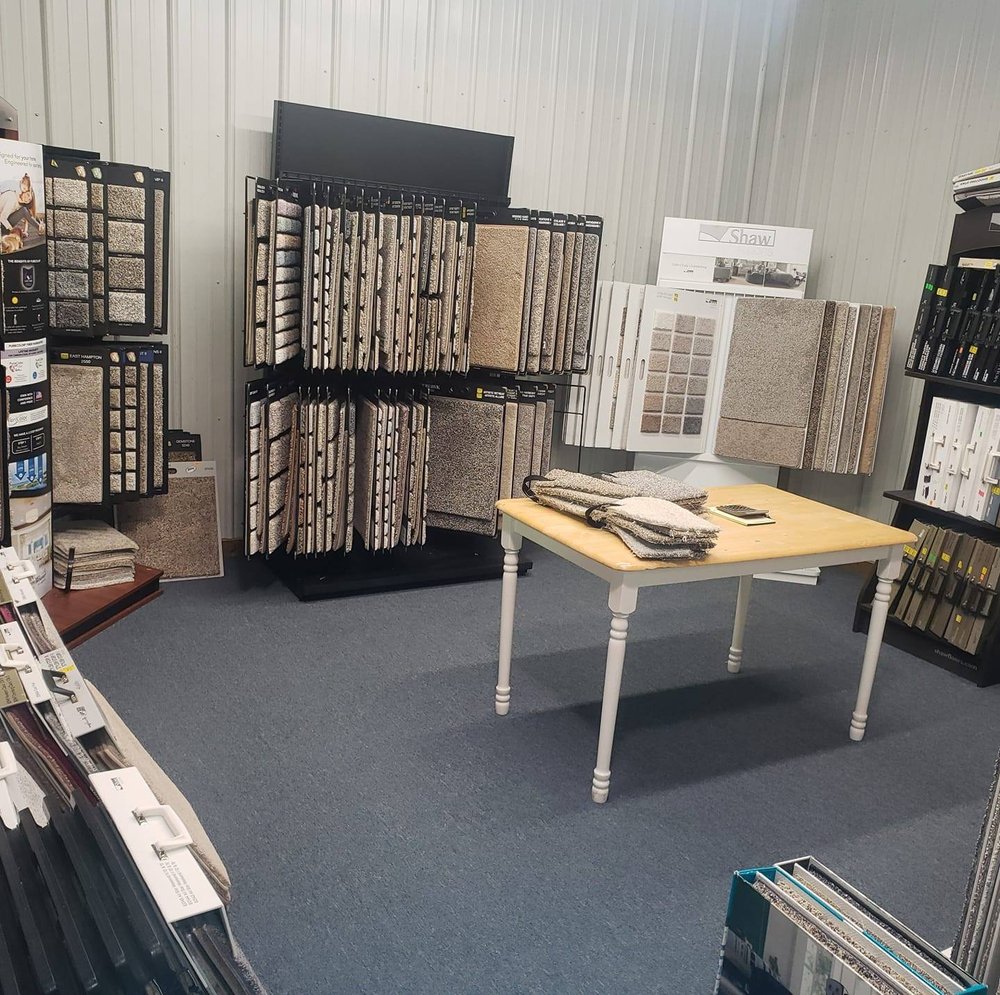 FLOORING OPTIONS BY ERIKA Updated August 2024 422 Constitution Blvd