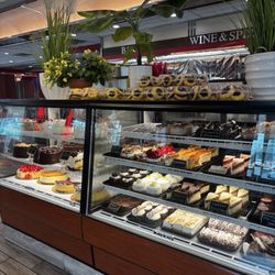Desserts case extraordinaire
