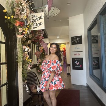 The Bread Box - Cute photo opps - Bakeries Near Me - San Antonio, Texas The Bread Box - Cute photo opps - Bakeries Near Me - San Antonio, Texas