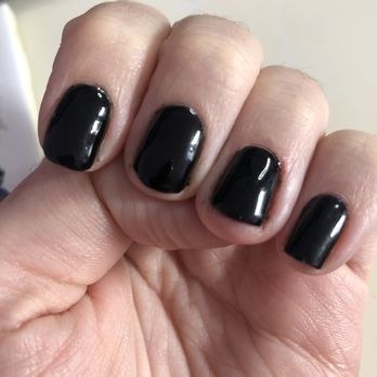 Fuchsia Beauty Lounge Astoria - All different shapes and paint all over my fingers - Nail Salons Near Me - Astoria, New York