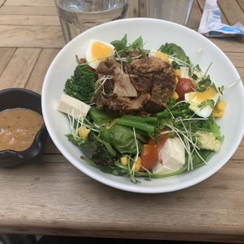 Ippudo London - Pork salaf - Ramen Near Me - London, XGL