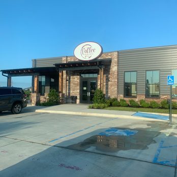 Coffee on the Red - Front - Coffee & Tea Near Me - Bossier City, Louisiana Coffee on the Red - Front - Coffee & Tea Near Me - Bossier City, Louisiana