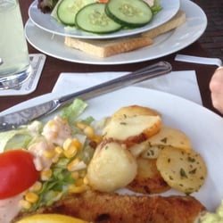PE - Schollenfilet mit kl. Salat