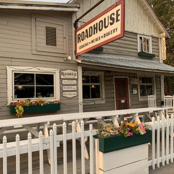 Talkeetna Roadhouse - Cafes Near Me - Talkeetna, Alaska Talkeetna Roadhouse - Cafes Near Me - Talkeetna, Alaska