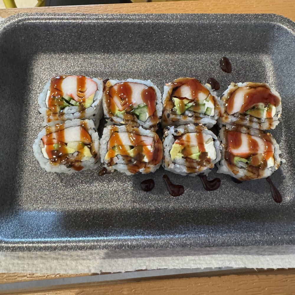 The Backyard - California Roll from Taito Sushi - Food Trucks Near Me - Ocoee, Florida