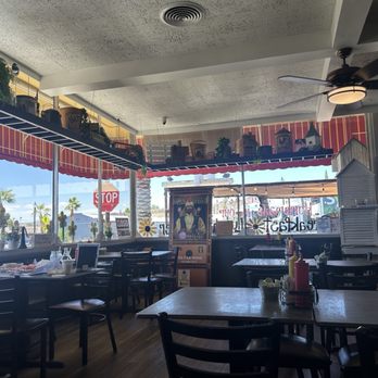 Southwest Diner - A view of the dining area. - Diners Near Me - Boulder City, Nevada Southwest Diner - A view of the dining area. - Diners Near Me - Boulder City, Nevada