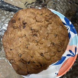 Chocolate chip cookie