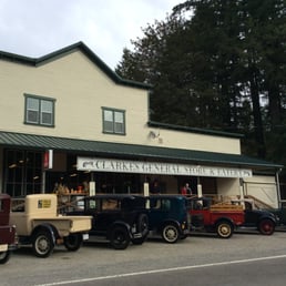 Beaver Chapter, MAFCA, Model A Club has lunch at Clarke's!