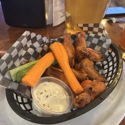 Rock Creek Restaurant - Chicken wings