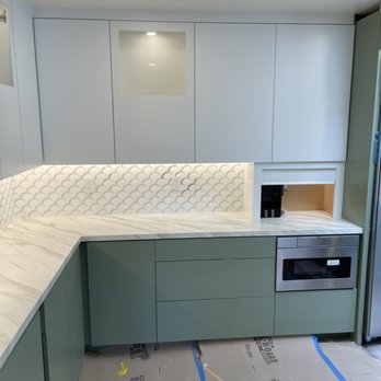 GGC Cabinetry - Custom counter cabinet with garage door to hide small counter appliances - Cabinetry Near Me - Manteca, California GGC Cabinetry - Custom counter cabinet with garage door to hide small counter appliances - Cabinetry Near Me - Manteca, California