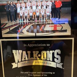 Walk-On's Sports Bistreaux - Mobile Restaurant - Supports