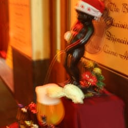 Plaisirs d'Hiver - Leider verwackelt. Hatte wohl zuviel Bier. Ich hoffe mal, mir hat da keiner...
