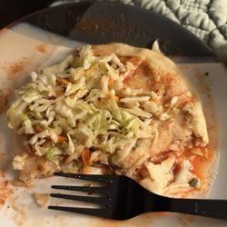Mis Raices Salvadorean Restaurant - Pupusa Frijol y Queso