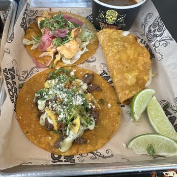 Talkin' Tacos Lake Nona - Trio Plate - Caribbean, Birria, and Shrimp Taco - Tacos Near Me - Orlando, Florida Talkin' Tacos Lake Nona - Trio Plate - Caribbean, Birria, and Shrimp Taco - Tacos Near Me - Orlando, Florida