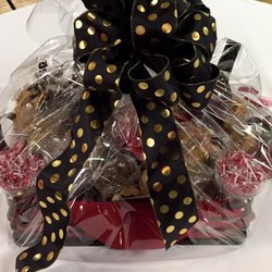 Rose Garden Banquet Hall & Catering - Gift Basket