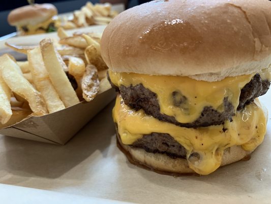 Knife Burger by null