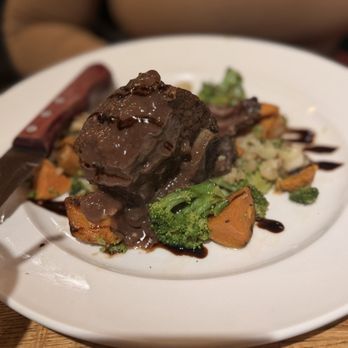 Woodbridge Tavern - Short rib - New American Near Me - Jasper, Georgia