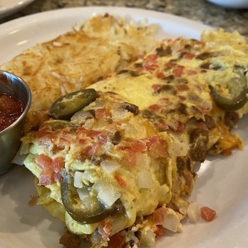 The Big Biscuit - Del Rio omelette - Breakfast & Brunch Near Me - Tulsa, Oklahoma The Big Biscuit - Del Rio omelette - Breakfast & Brunch Near Me - Tulsa, Oklahoma