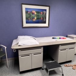 EmergeOrtho - Urgent care room