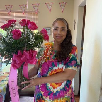 B & B Floral - My sister's 65th Birthday We call her The Queen. - Florists Near Me - Vallejo, California B & B Floral - My sister's 65th Birthday We call her The Queen. - Florists Near Me - Vallejo, California