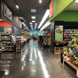 Market 32 By Price Chopper - Market 32 Albany NY. Smaller store, clean, well kept, and remodeled.