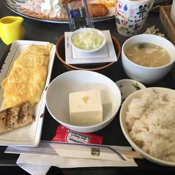 Marulilu Cafe - Full breakfast japanese - Cafes Near Me - Vancouver, British Columbia