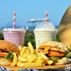 North Steyne Snack Shack - Our food makes for a good picnic at Manly Beach