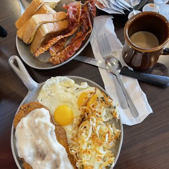Petro Stopping Center - Awesome breakfast here I got me a chicken fried steak and eggs. - Gas Stations Near Me - Effingham, Illinois Petro Stopping Center - Awesome breakfast here I got me a chicken fried steak and eggs. - Gas Stations Near Me - Effingham, Illinois