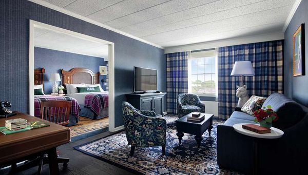 Graduate by Hilton State College by null