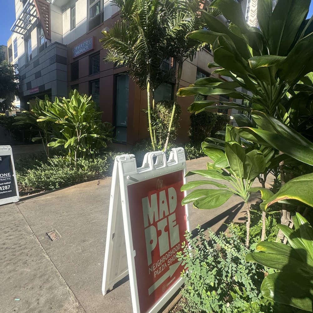 Mad Pie - Pizza Near Me - Honolulu, Hawaii