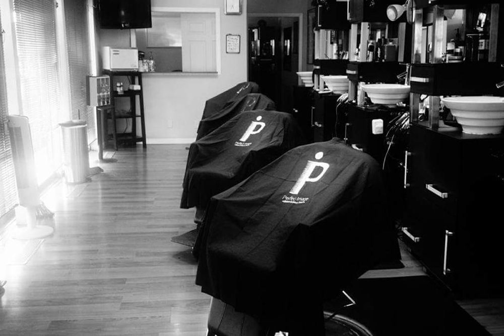 PERFECT IMAGE BARBERSHOP - Updated August 2024 - 51 Photos - 8600 W