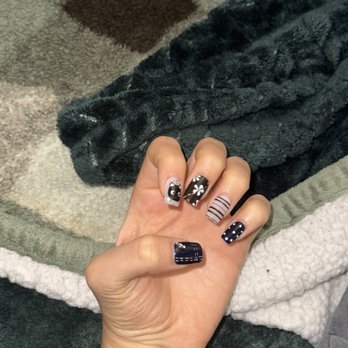 Double OO Nails & Spa - Nail Salons Near Me - Corona, California