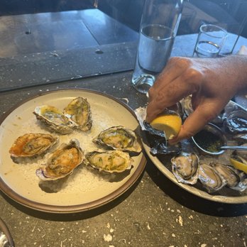 Hog Island Oyster - Drilled a Oyster and Raw Oyster - Seafood Near Me - San Francisco, California