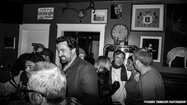 Wolfhound Bar by null