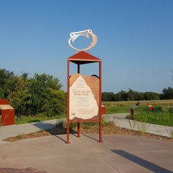 Good Earth State Park - Beginning if trails