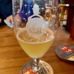 Marine - 6Degrees North, wheat ale. Very good!