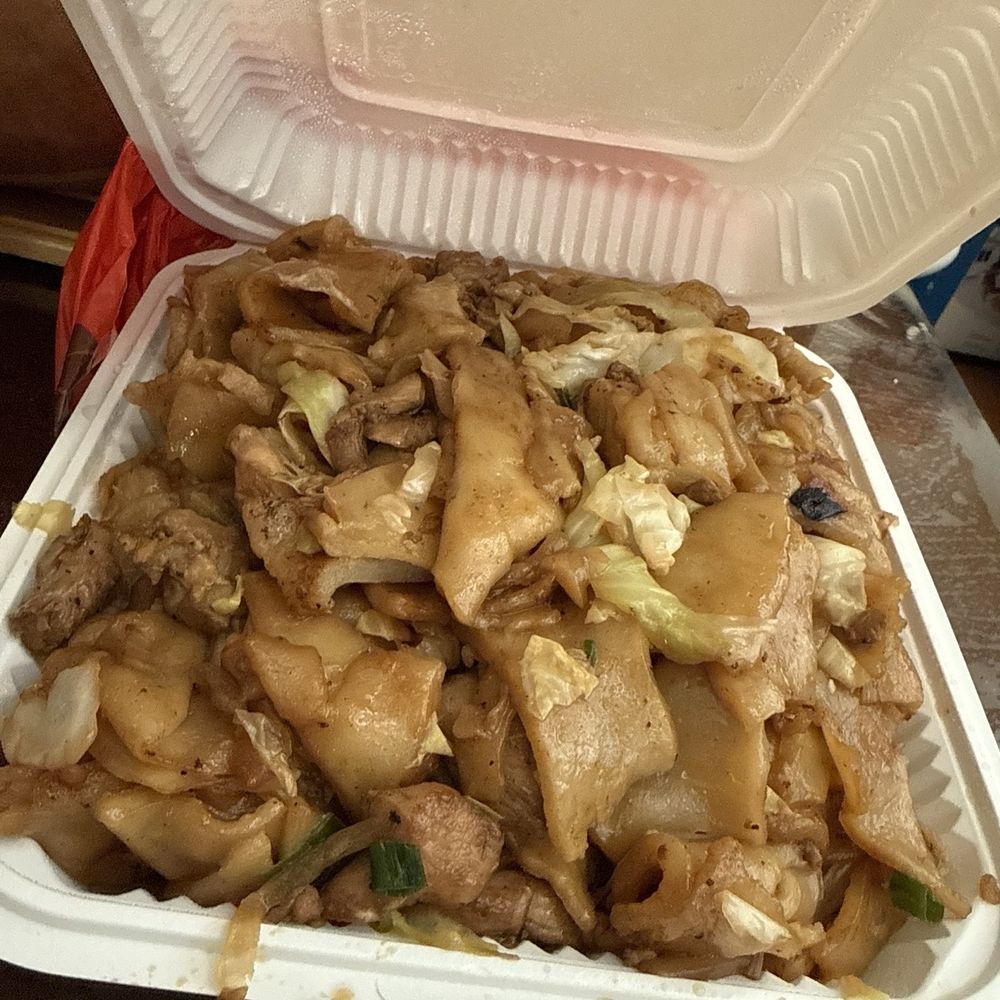 Tao Yuen Pastry - Chicken chow fun - Bakeries Near Me - Oakland, California Tao Yuen Pastry - Chicken chow fun - Bakeries Near Me - Oakland, California