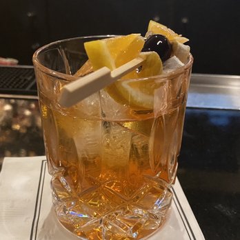 Morton's The Steakhouse - Old fashioned happy hour - Steakhouses Near Me - Honolulu, Hawaii Morton's The Steakhouse - Old fashioned happy hour - Steakhouses Near Me - Honolulu, Hawaii
