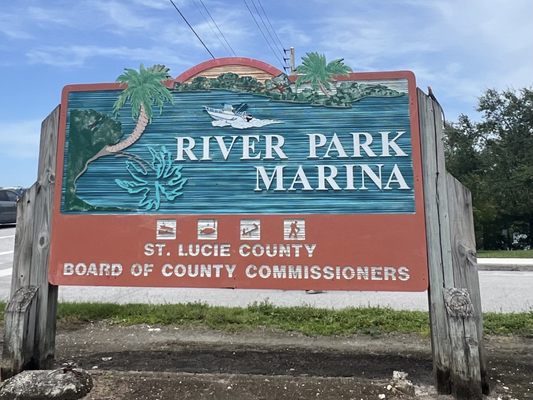 River Park Marina by null