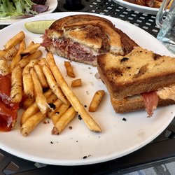 Two Sons Bakehouse - Reuben with fries.