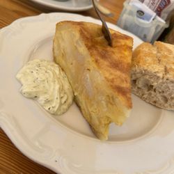 MasQueNada - Spanish omelette / tortilla espanola- delicioso!