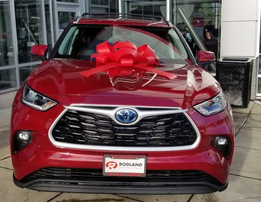 RODLAND TOYOTA OF EVERETT - 48 Photos & 266 Reviews - Car Dealers ...