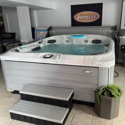 Van Dorn Pools & Spas