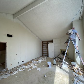 Wallpaper Removal Specialists - Wallpapering Near Me