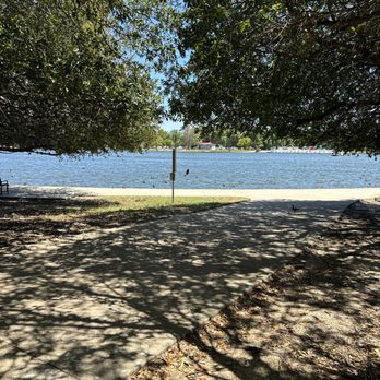 Lake Balboa/Anthony C. Beilenson Park - Parks Near Me - Van Nuys, California Lake Balboa/Anthony C. Beilenson Park - Parks Near Me - Van Nuys, California