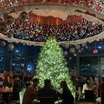 Winter Wonderland Honolulu - Inside - Cocktail Bars Near Me - Honolulu, Hawaii Winter Wonderland Honolulu - Inside - Cocktail Bars Near Me - Honolulu, Hawaii