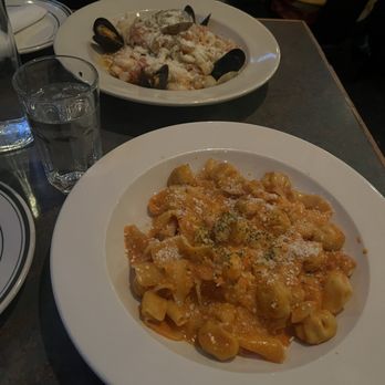 Il Corallo Trattoria - Italian Near Me - New York, New York