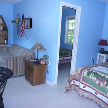 Cherokee Landing - Kitchenette style rooms found at Cherokee Landing. - Campgrounds Near Me - Malakoff, Texas