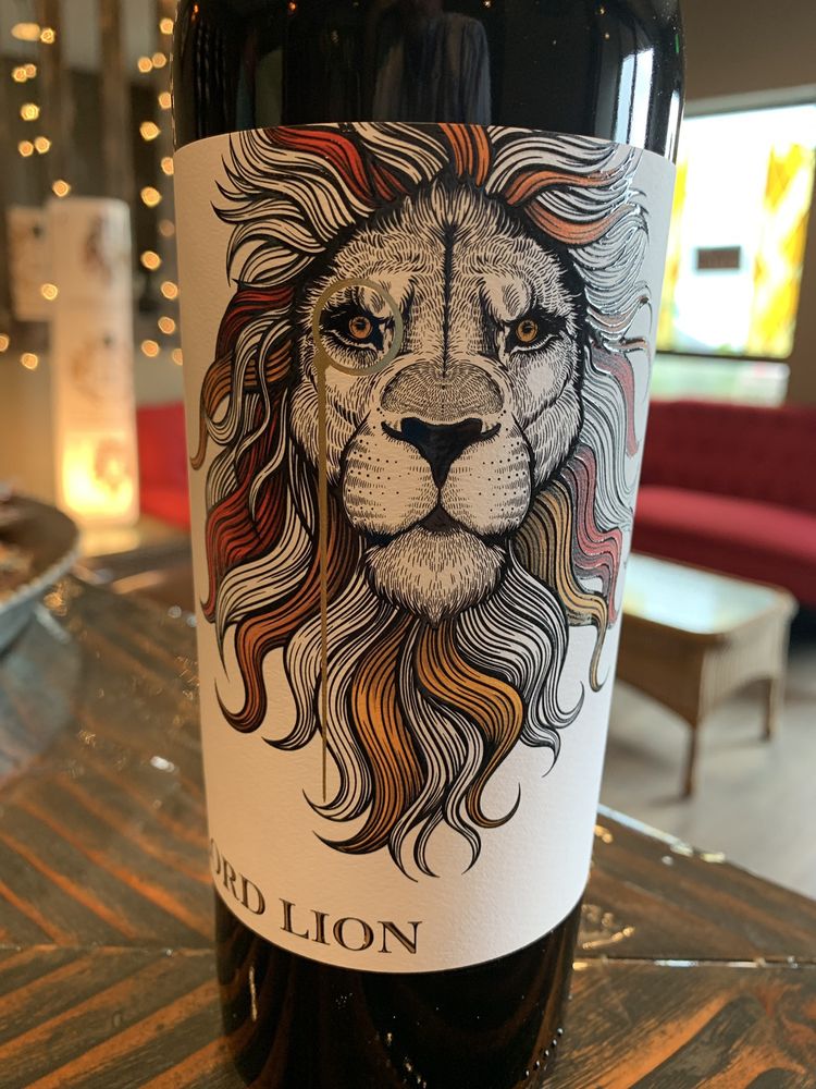 Lord Lion Winery Logo