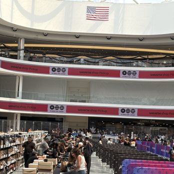 American Dream - Weverse Shop Pickup - Shopping Centers Near Me - East Rutherford, New Jersey American Dream - Weverse Shop Pickup - Shopping Centers Near Me - East Rutherford, New Jersey